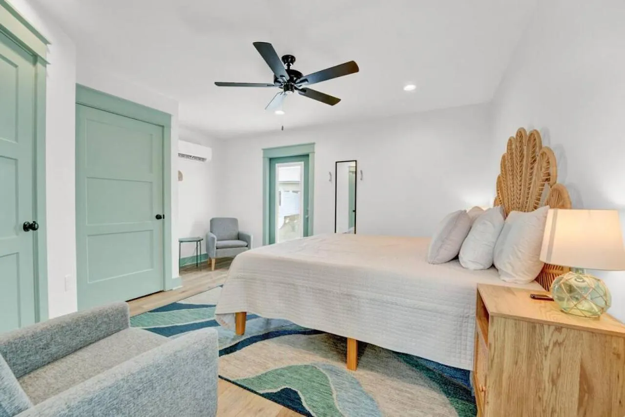 Stylish Studio With Loft On East End Of Pcb Just Half Mile To Beach Panama City Beach