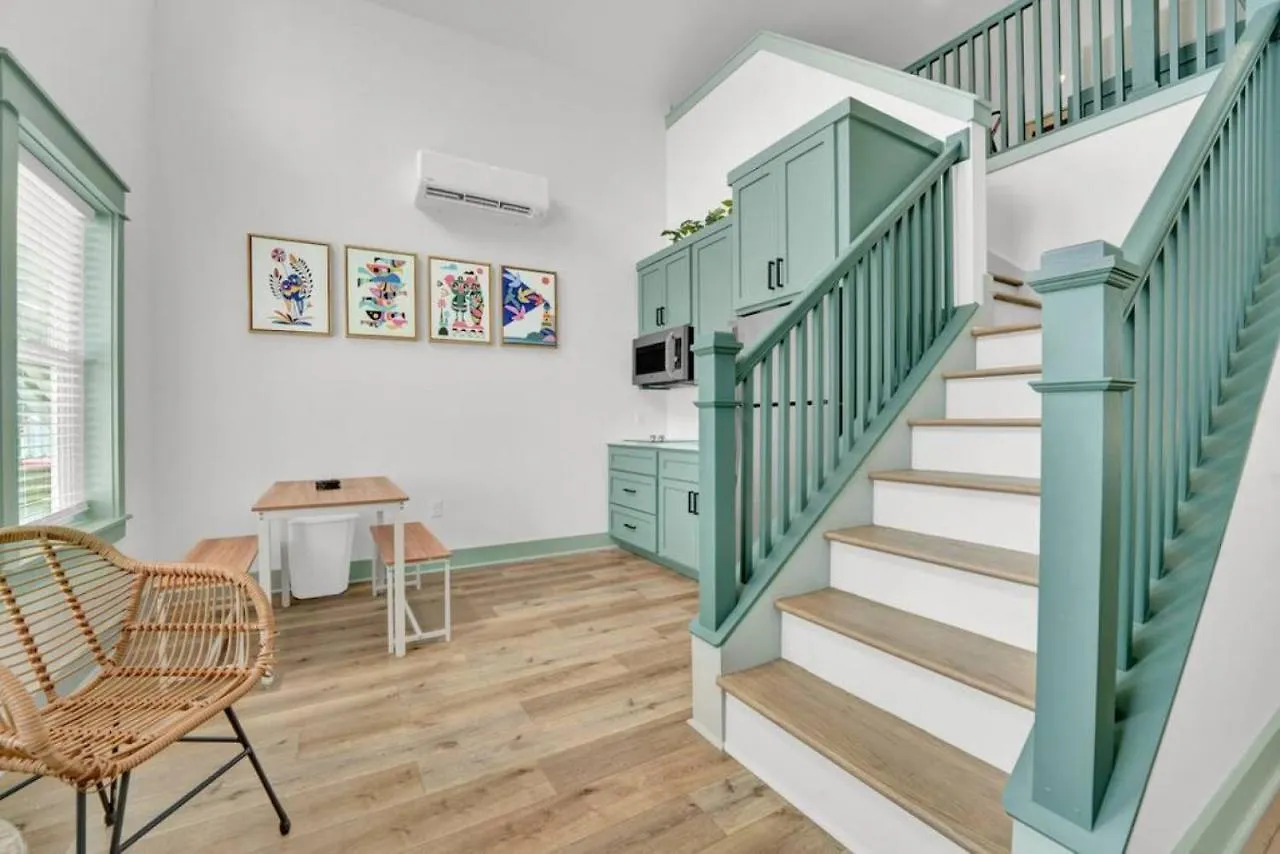 Stylish Studio With Loft On East End Of Pcb Just Half Mile To Beach Panama City Beach Holiday home