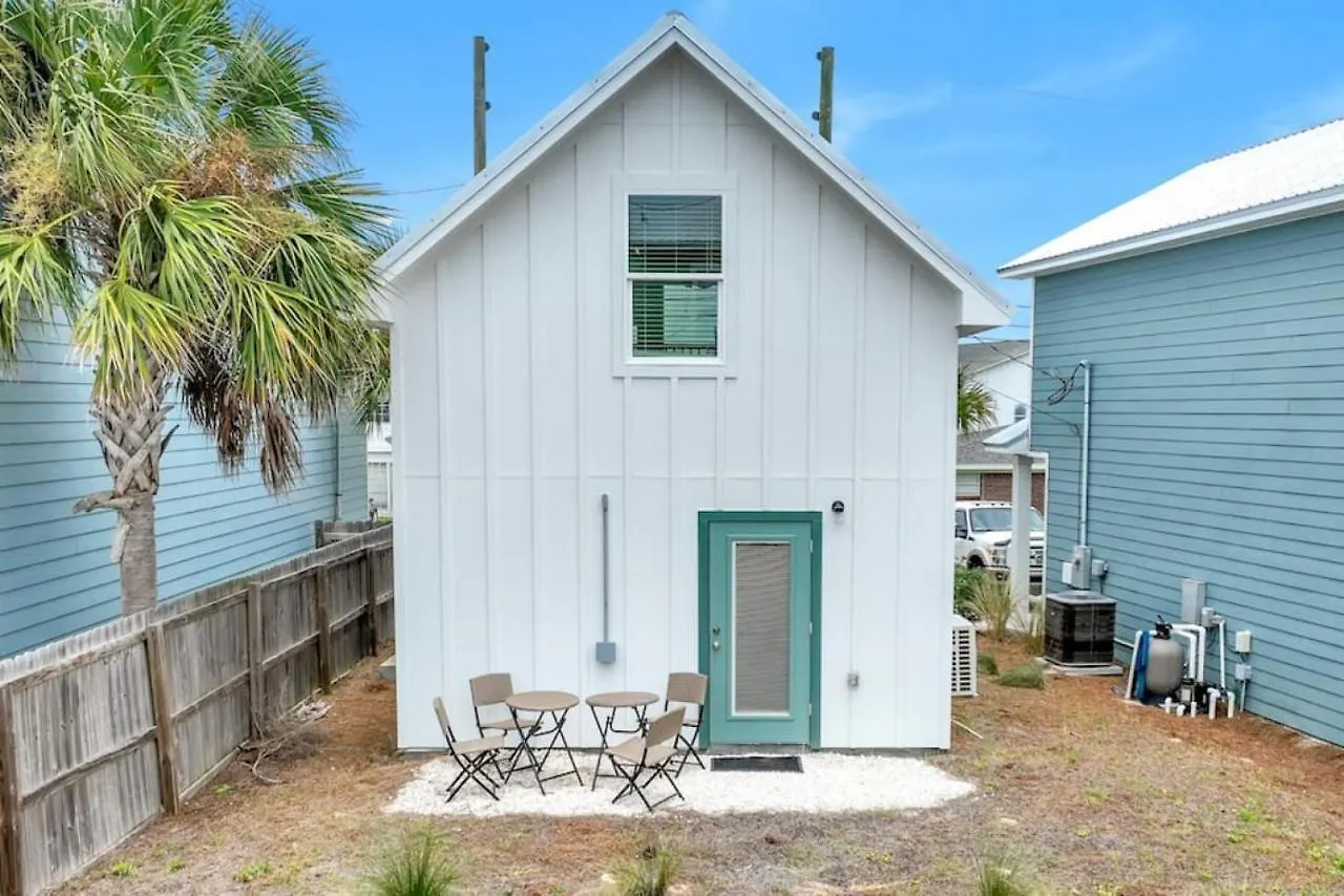 Stylish Studio With Loft On East End Of Pcb Just Half Mile To Beach Panama City Beach Holiday home