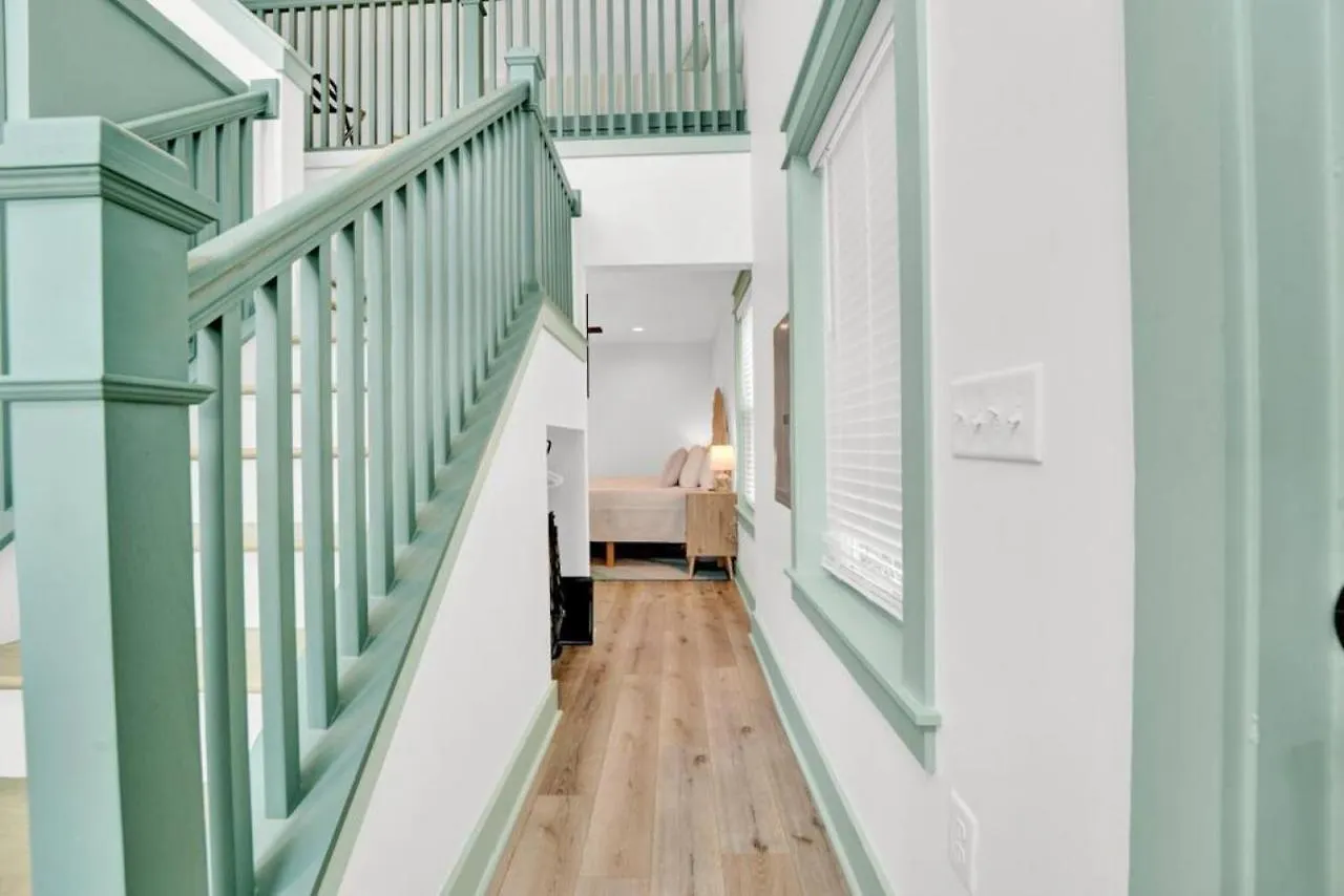 Casa vacanze Stylish Studio With Loft On East End Of Pcb Just Half Mile To Beach Panama City Beach Stati Uniti